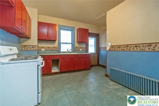 $219,500 | 446 Williams Street, Easton, PA 18042