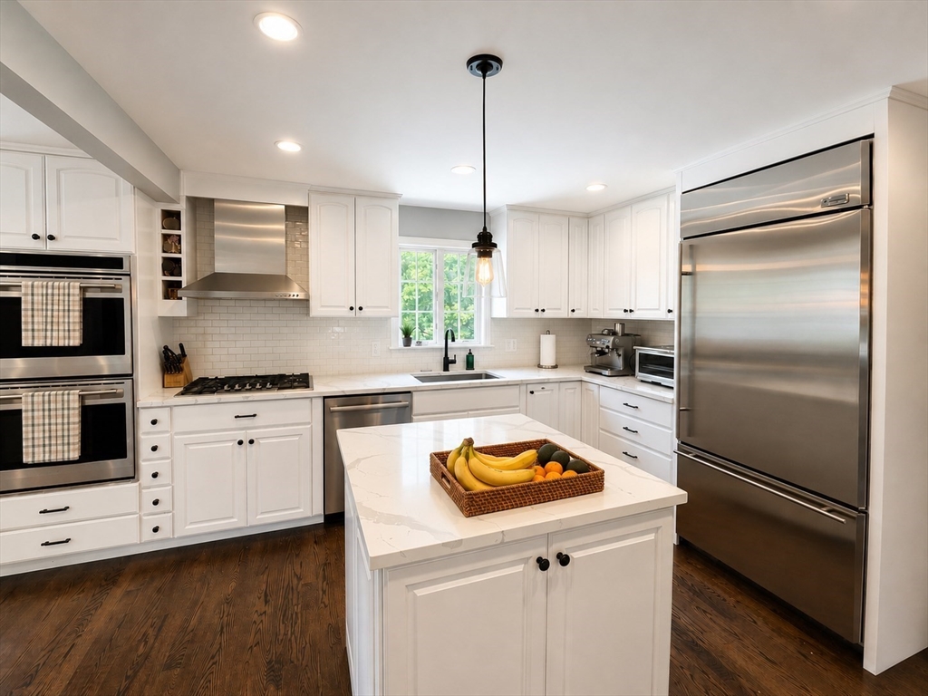 51 Hartman Road Newton, MA 02459 - Photo 2 of 23 Gallery Image 2