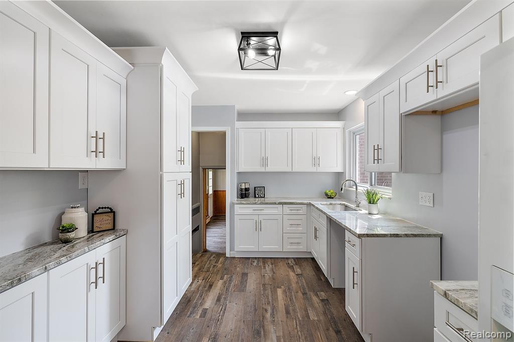 2910 Walbridge Road Rochester Hills, MI 48307 - Photo 11 of 38
