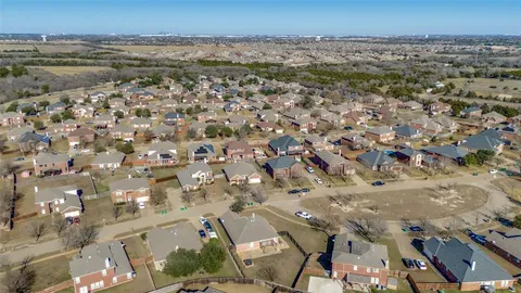 $424,900 | 1710 Chadwick Court, Cedar Hill, TX 75104