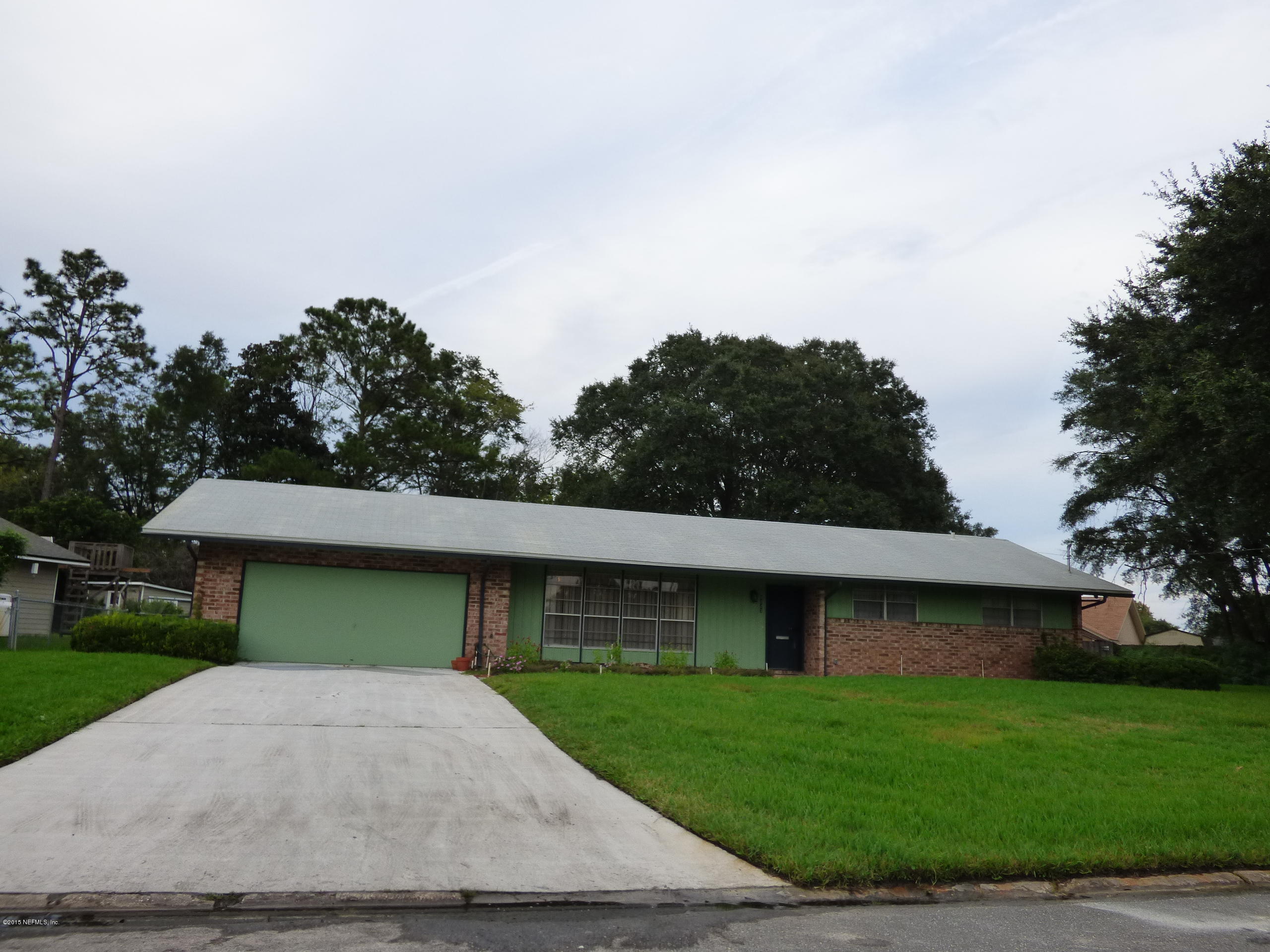 8223 Altama Road Jacksonville, FL 32216 - Photo 3 of 34 Front of home