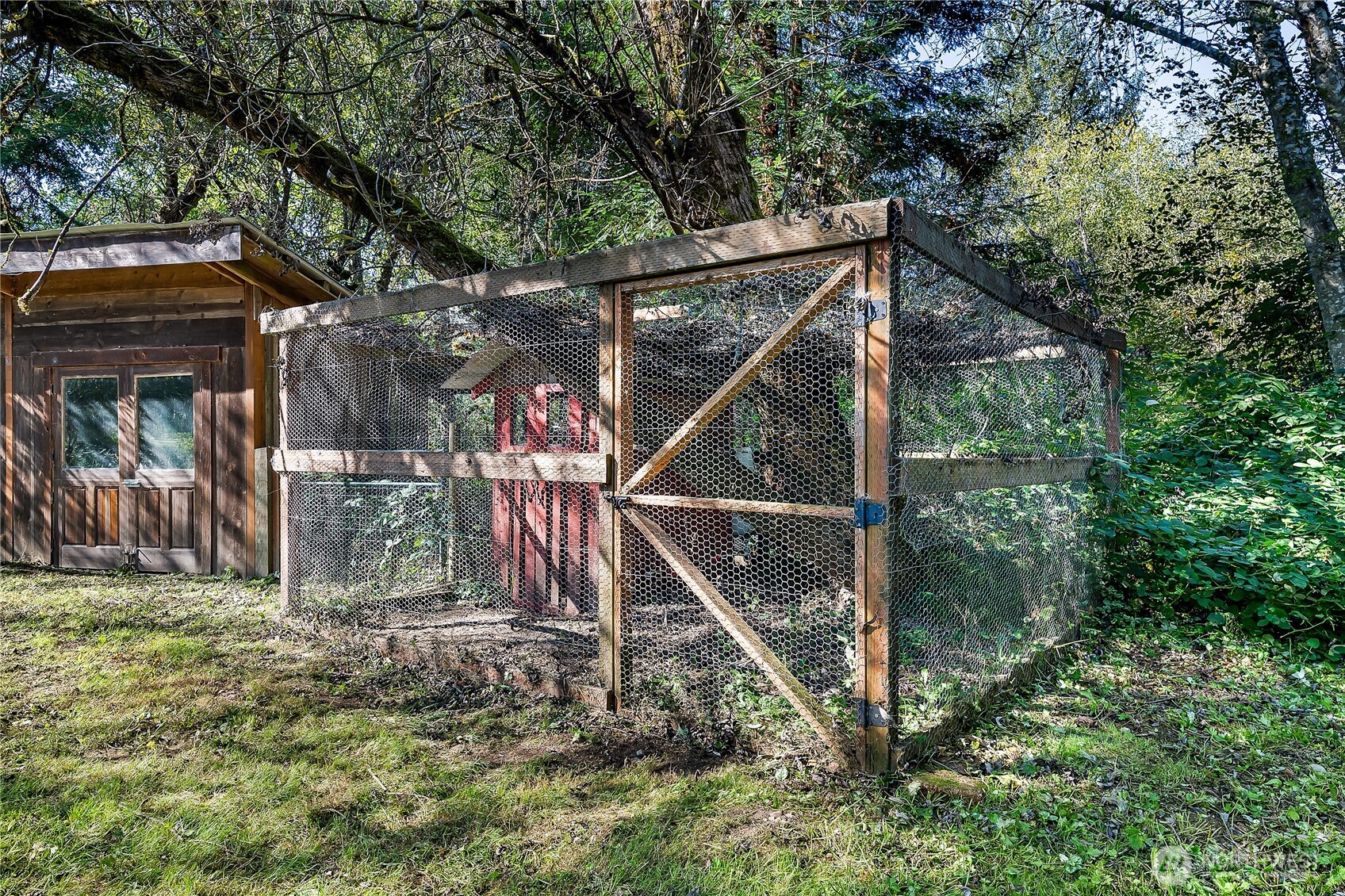 19423 Maxwell Road Southeast Maple Valley, WA 98038 - Photo 23 of 39 a view of a backyard