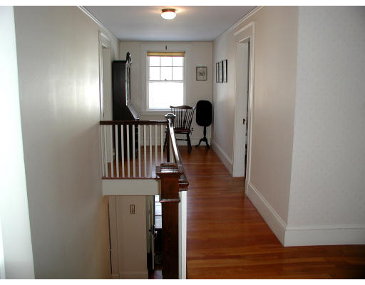 21 Pine Plain Road Wellesley, MA 02481 - Photo 5 of 8