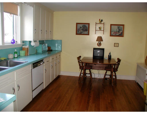 21 Pine Plain Road Wellesley, MA 02481 - Photo 6 of 8