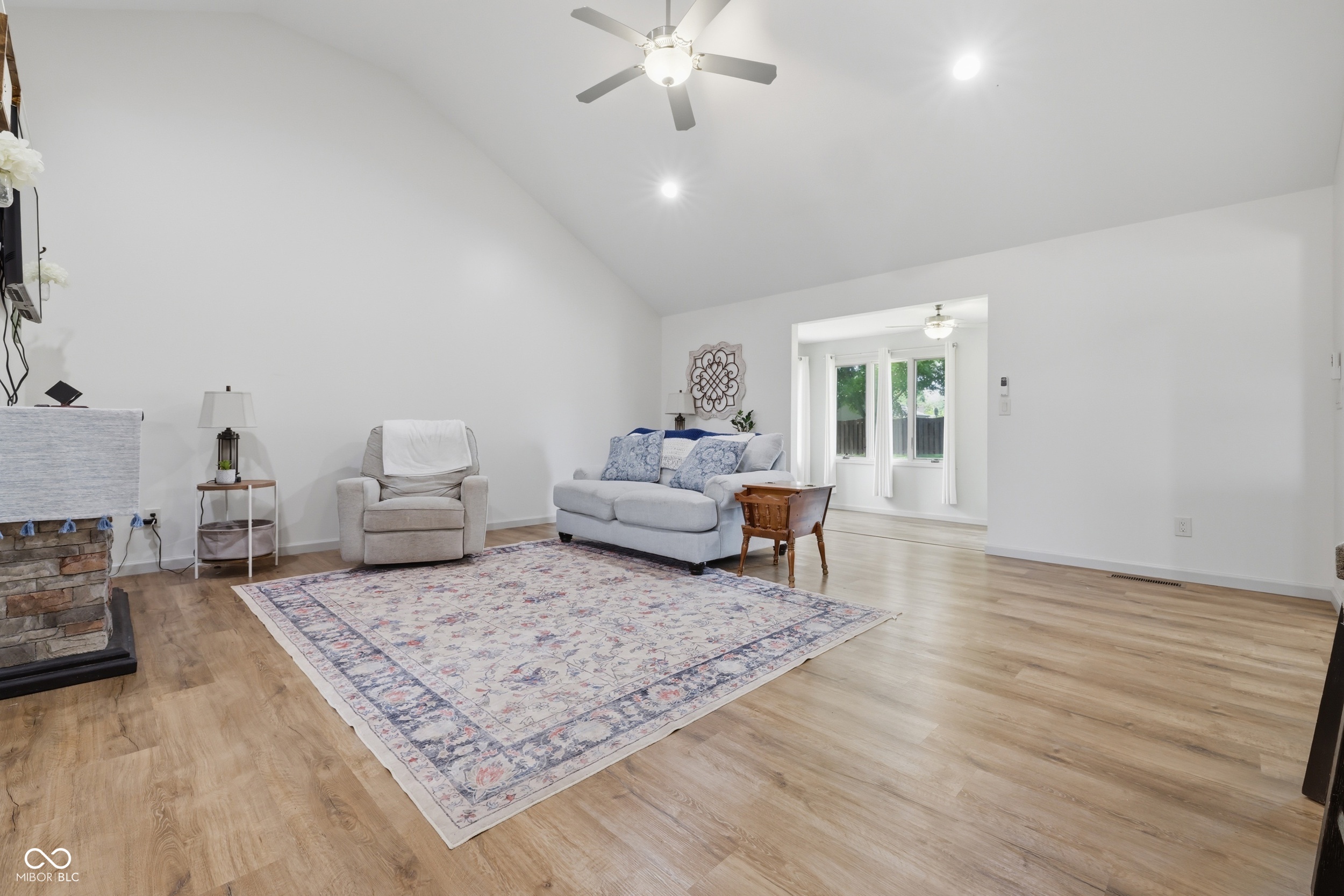 815 Stewart Road Anderson, IN 46012 - Photo 5 of 31
