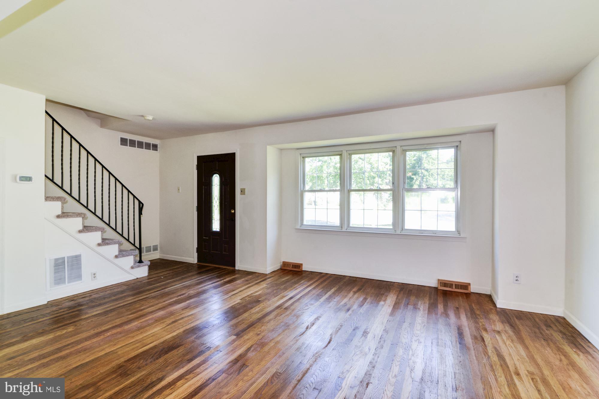 301 Madison Road Mantua, NJ 08051 - Photo 3 of 32 Gallery Image 3