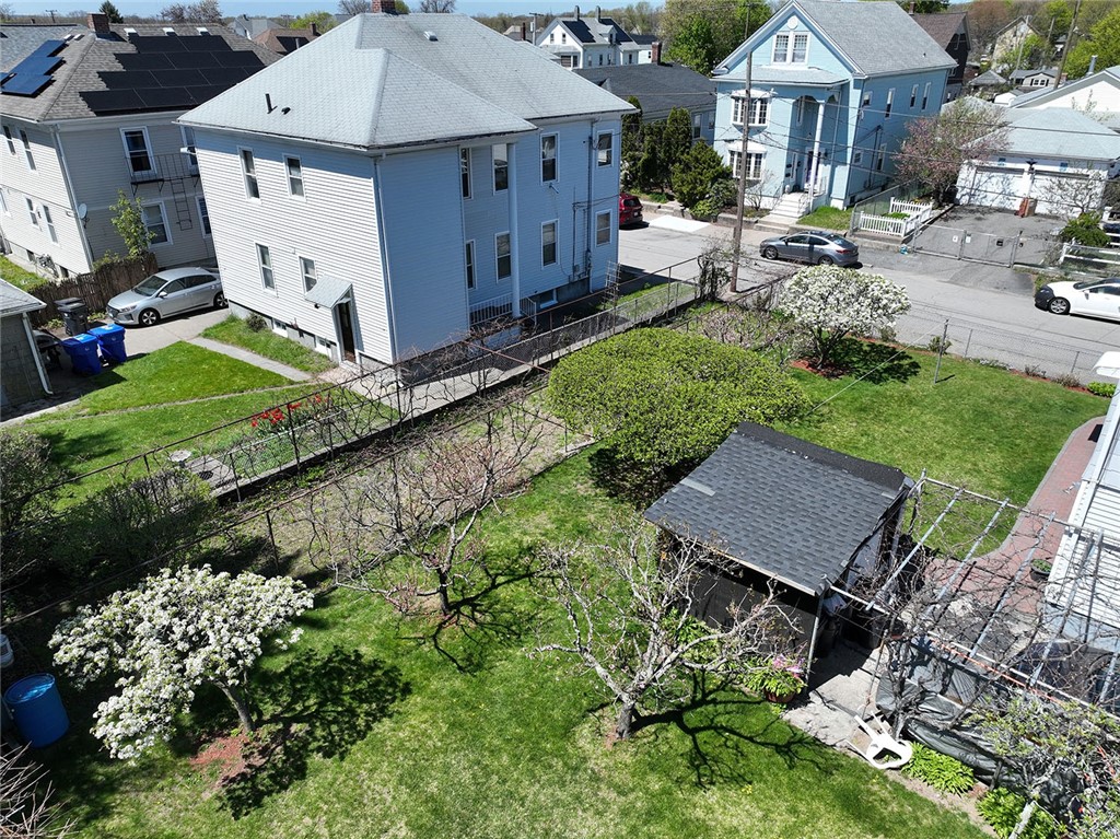 104 Bates Street Pawtucket, RI 02861 - Photo 3 of 46