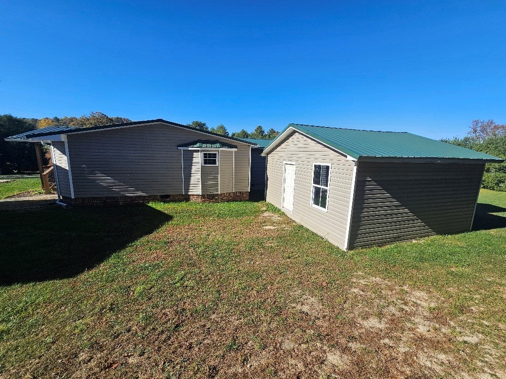 3633 Pine Mountain Road Independence, VA 24348 - Photo 6 of 38 Gallery Image 6