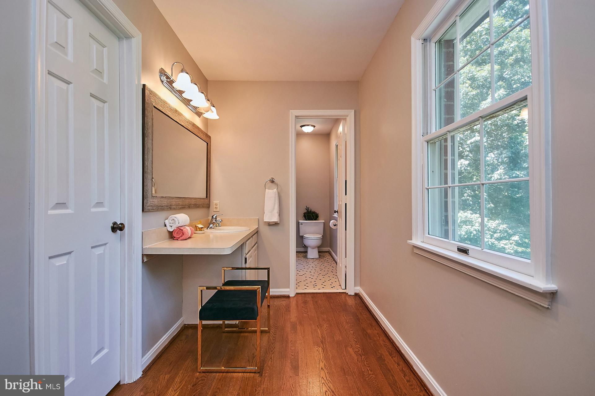 1624 8th Place McLean, VA 22101 - Photo 19 of 29 Master Bath dressing area with 2 walk-in closets