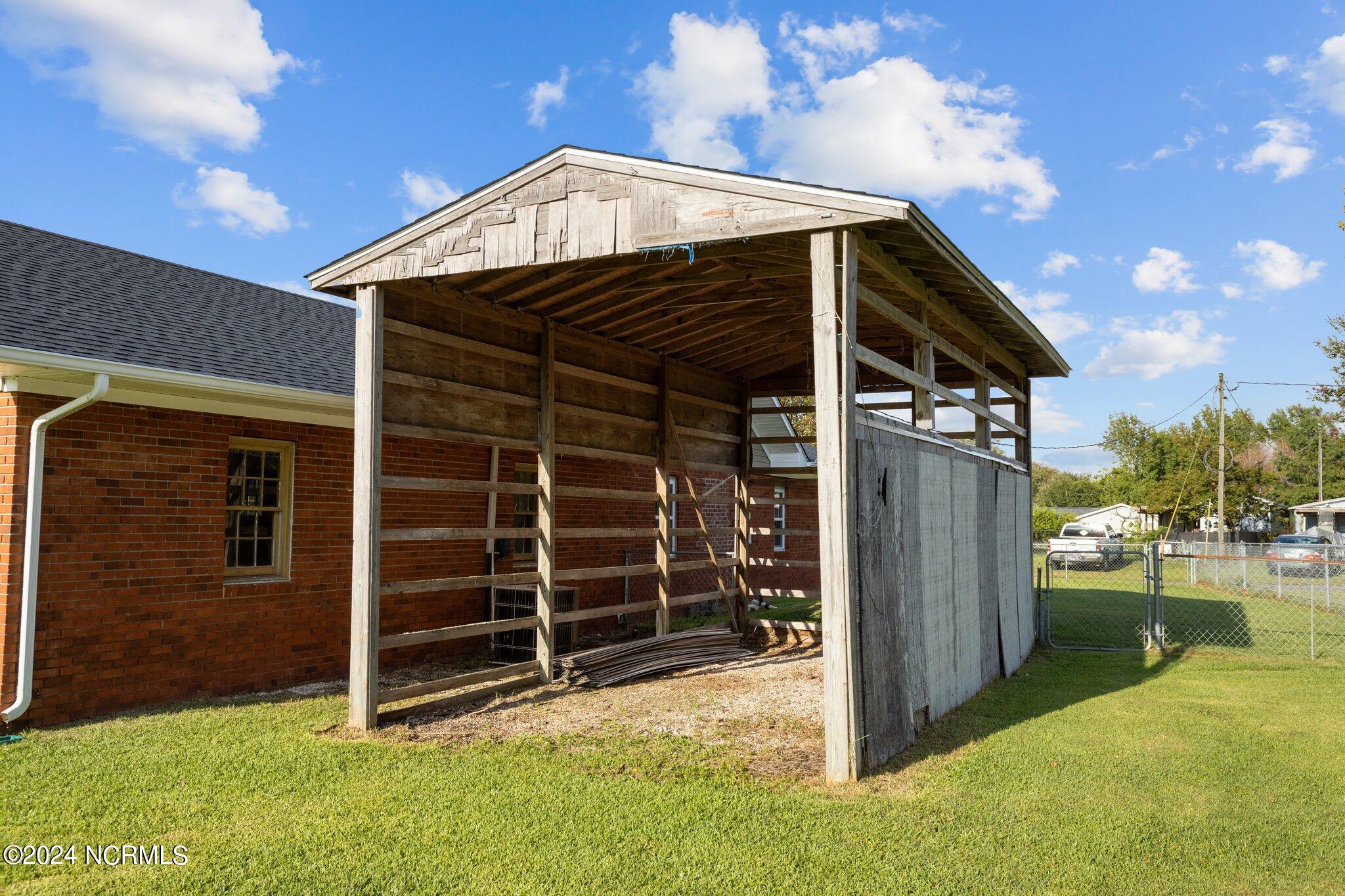 407 Broad Creek Loop Road Newport, NC 28570 - Photo 28 of 41 5-web-or-mls-1S3A9249