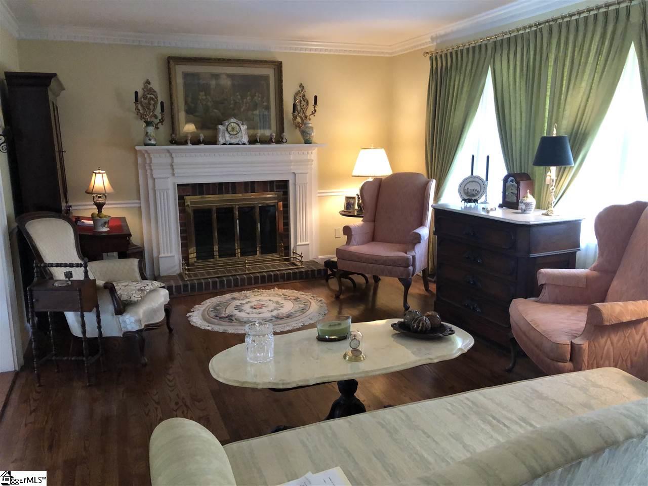 802 Richbourg Road Greenville, SC 29615 - Photo 4 of 20 Gallery Image 4