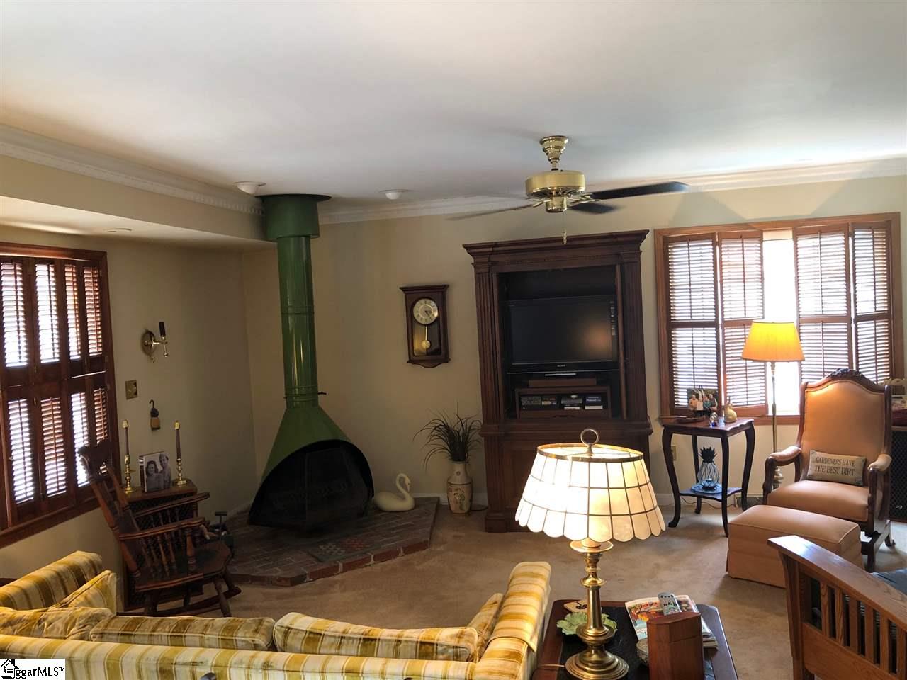 802 Richbourg Road Greenville, SC 29615 - Photo 5 of 20 Gallery Image 5