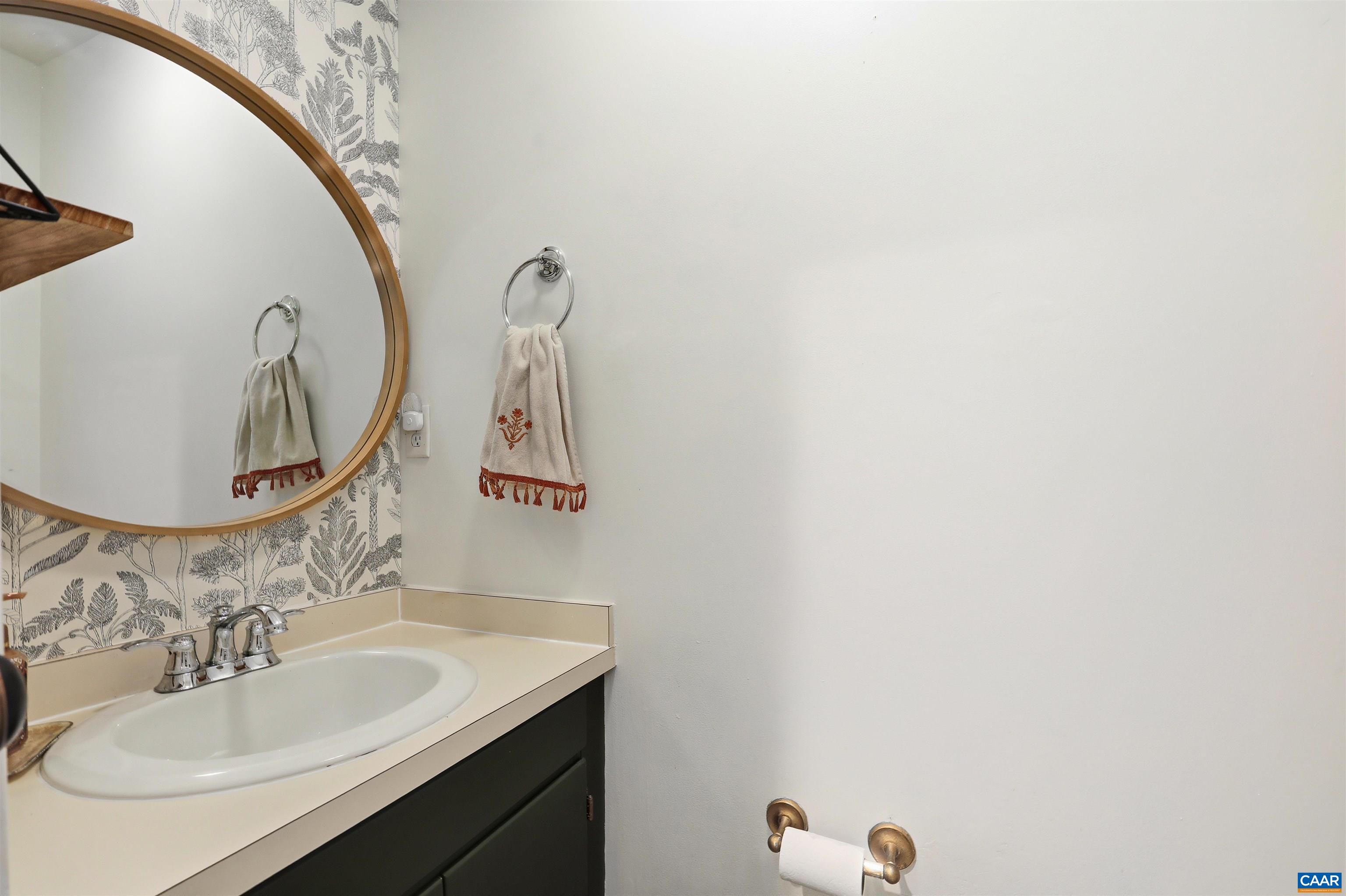 1241 Chatham Ridge Charlottesville, VA 22901 - Photo 5 of 32