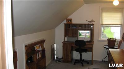 474 Willow Road Hellertown, PA 18055 - Photo 4 of 24 Gallery Image 4
