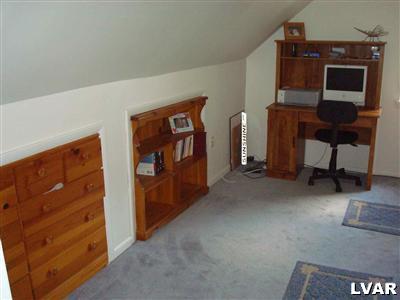 474 Willow Road Hellertown, PA 18055 - Photo 8 of 24 Gallery Image 8