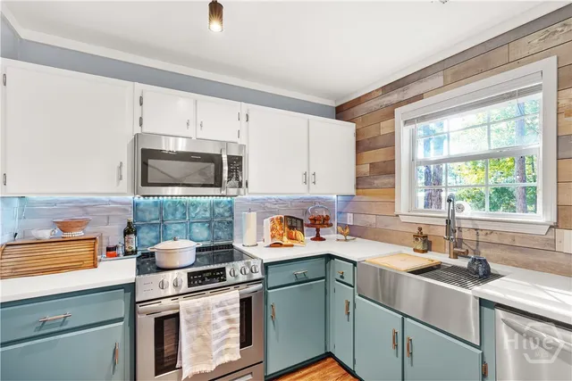 $305,000 | 26 Bluelake Boulevard, Pooler, GA 31322