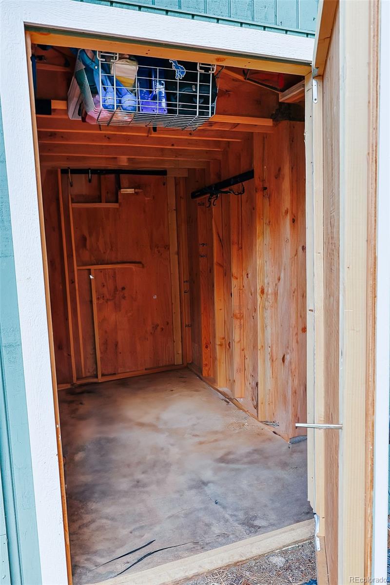 5237 South Olive Road Evergreen, CO 80439 - Photo 27 of 31 a view of a front door