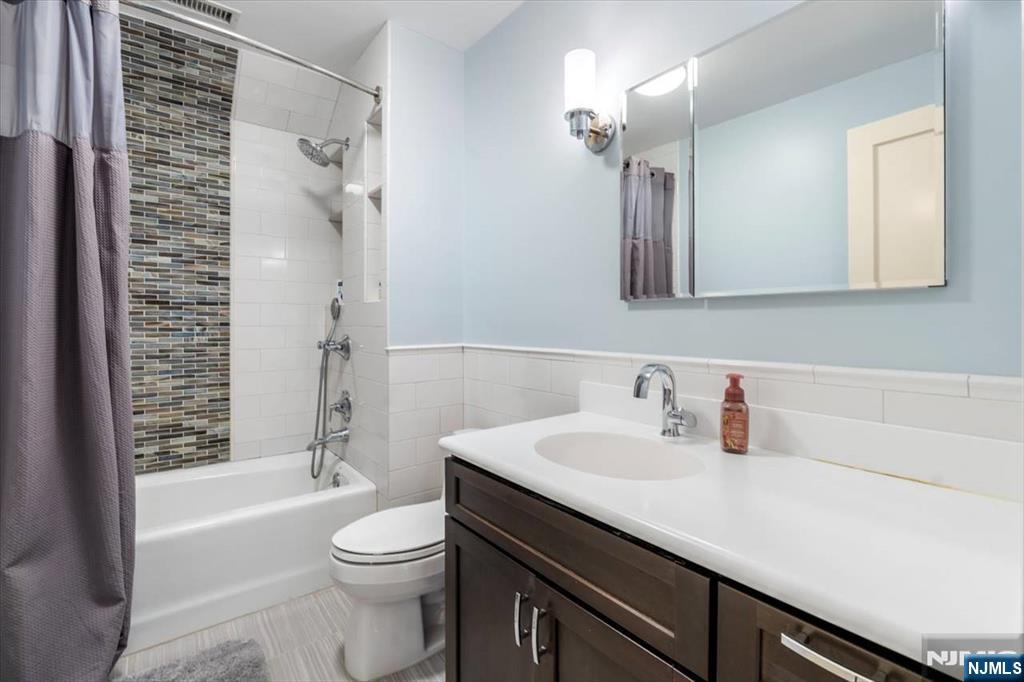 314 Winthrop Road Teaneck, NJ 07666 - Photo 30 of 49