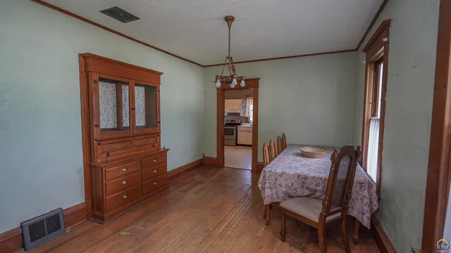 $160,000 | 320 West Street, Havensville, KS 66432