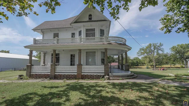 $160,000 | 320 West Street, Havensville, KS 66432