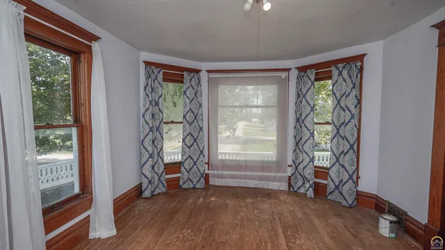 $160,000 | 320 West Street, Havensville, KS 66432