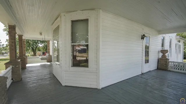 $160,000 | 320 West Street, Havensville, KS 66432