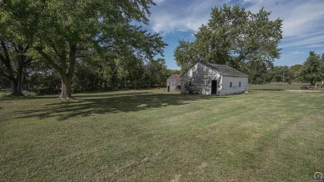 $160,000 | 320 West Street, Havensville, KS 66432