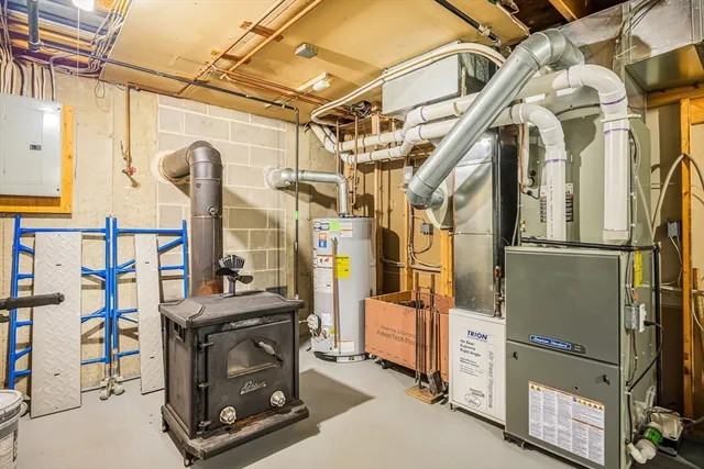 $599,900 | 87 Morgan Street, Granby, MA 01033