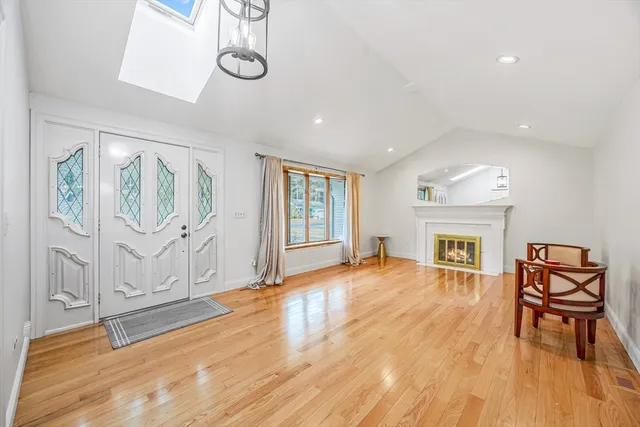 $599,900 | 87 Morgan Street, Granby, MA 01033