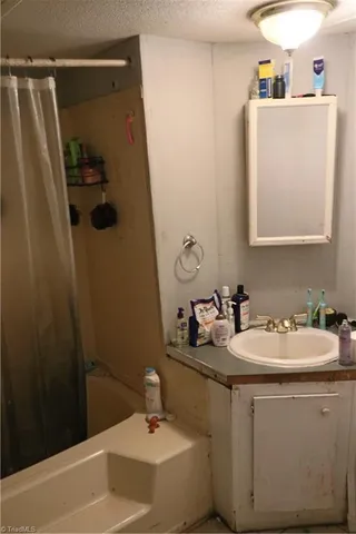 $244,000 | 2011 Naomi Road, Franklinville, NC 27248