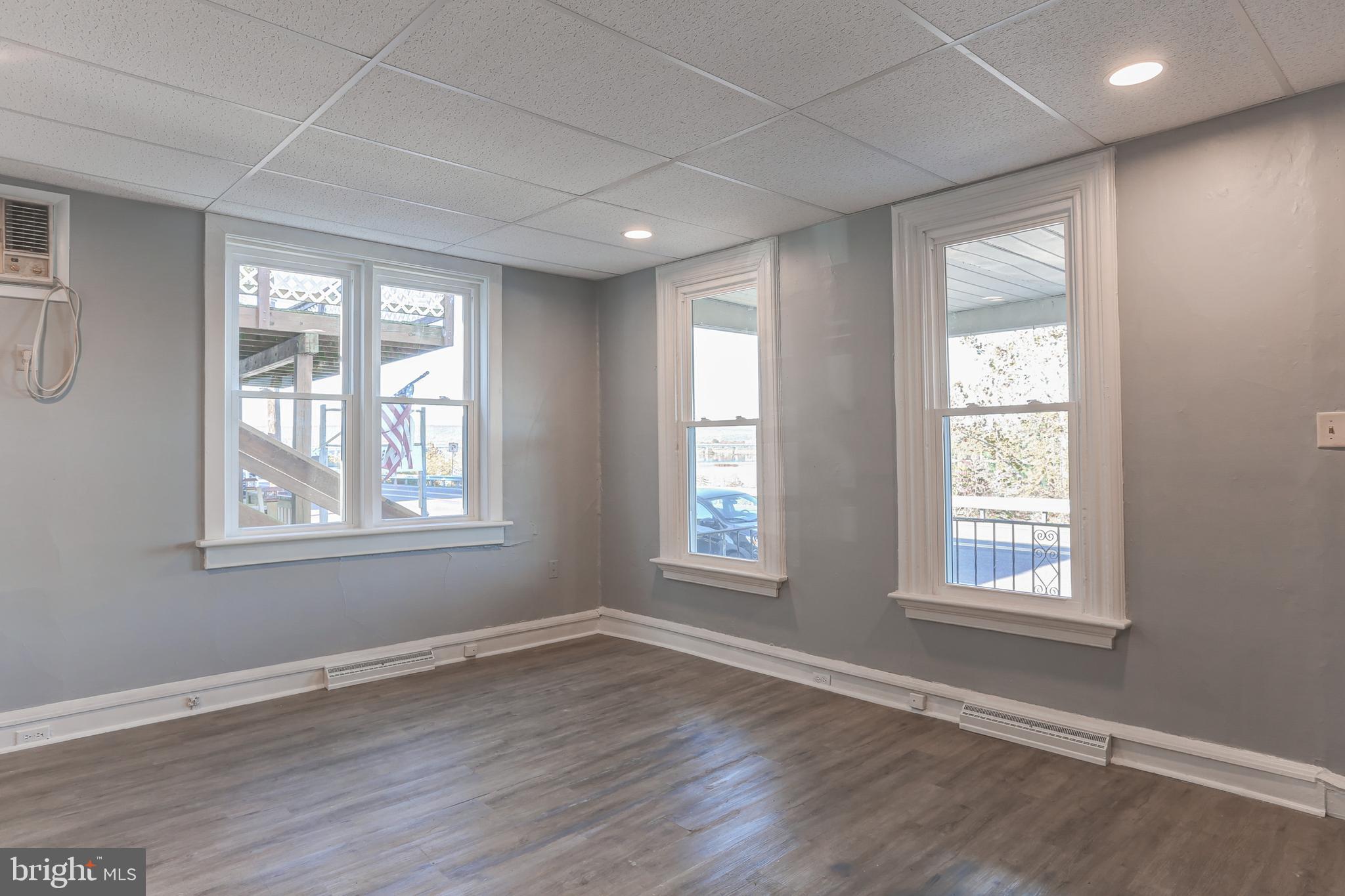 302 South Front Street, Unit 1 Lemoyne, PA 17043 - Photo 3 of 8