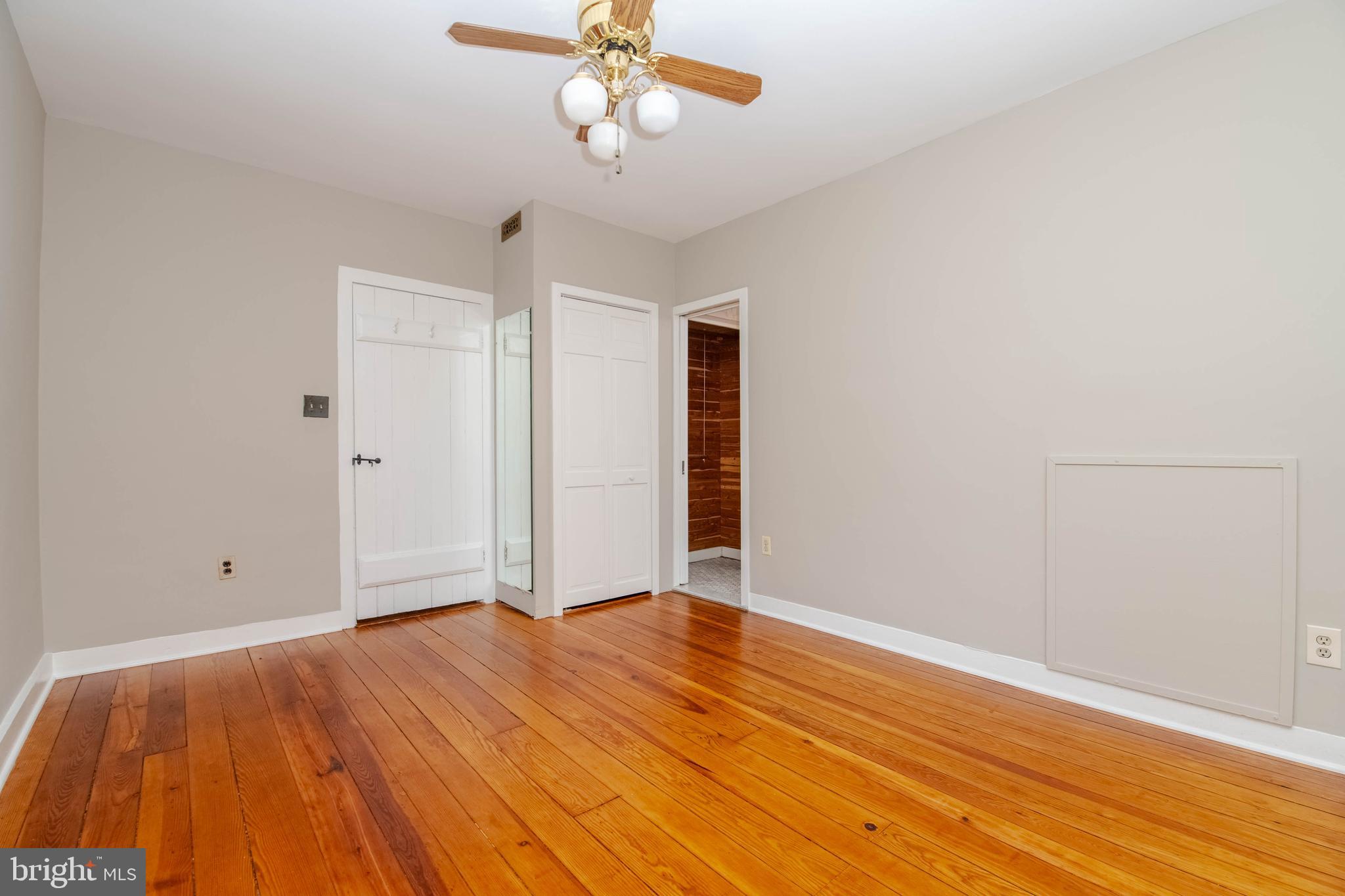 4901 Wetheredsville Road Baltimore, MD 21207 - Photo 29 of 54 Primary Bedroom