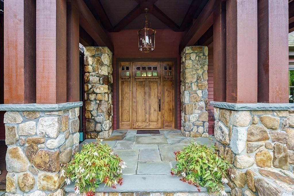 249 Dutton Road Sudbury, MA 01776 - Photo 4 of 40 a front view of a house