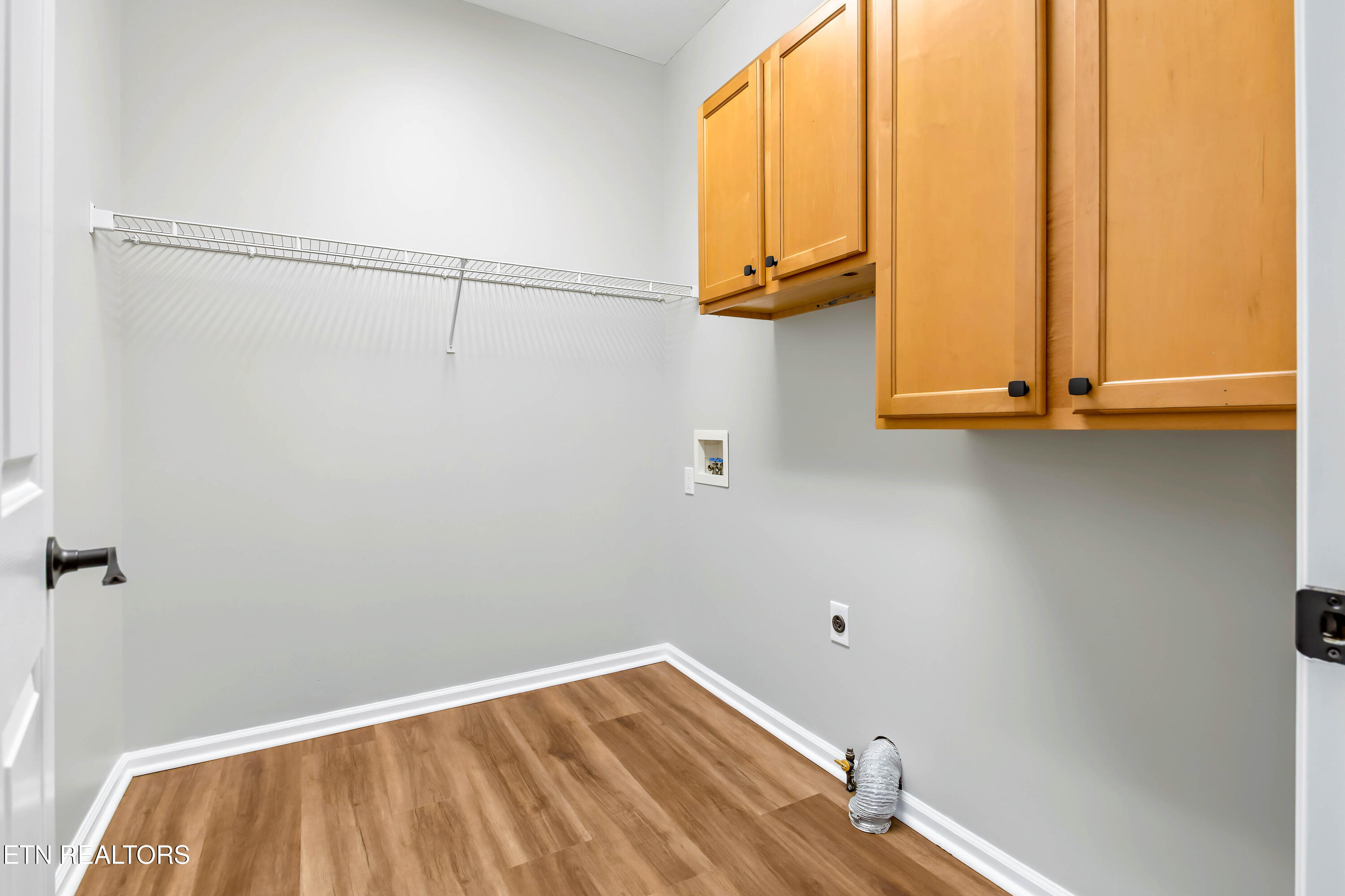 13182 Clear Ridge Road Knoxville, TN 37922 - Photo 18 of 60 Oversized Laundry Room