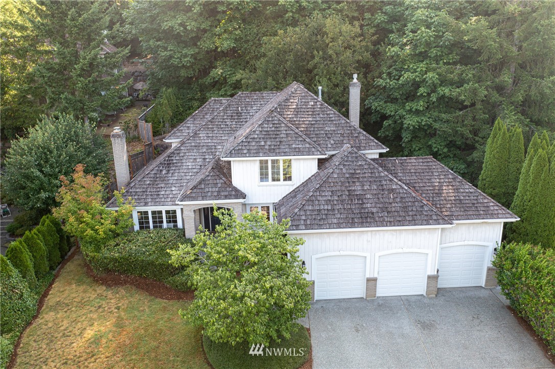 10209 Northeast 151st Street Bothell, WA 98011 - Photo 1 of 34 Gallery Image 1
