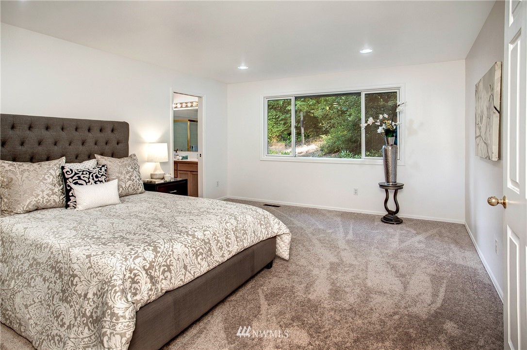 10209 Northeast 151st Street Bothell, WA 98011 - Photo 21 of 34 Gallery Image 21