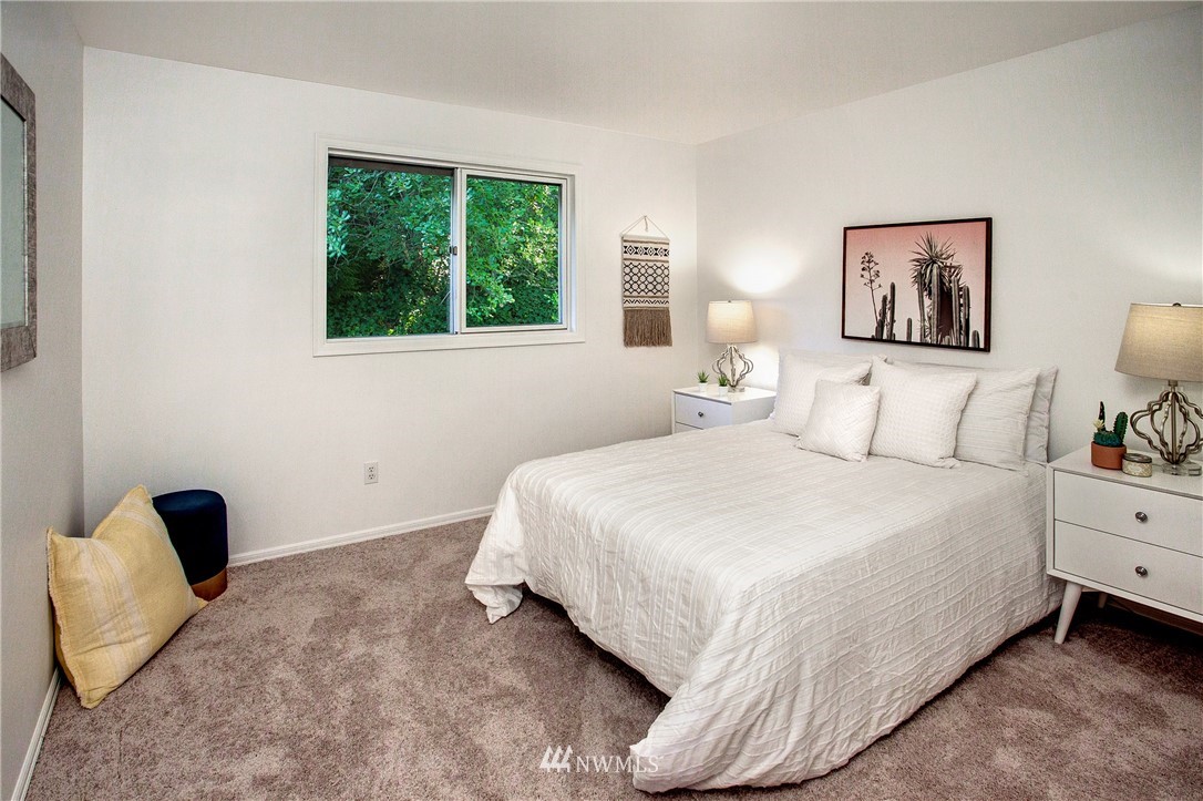 10209 Northeast 151st Street Bothell, WA 98011 - Photo 25 of 34 Gallery Image 25