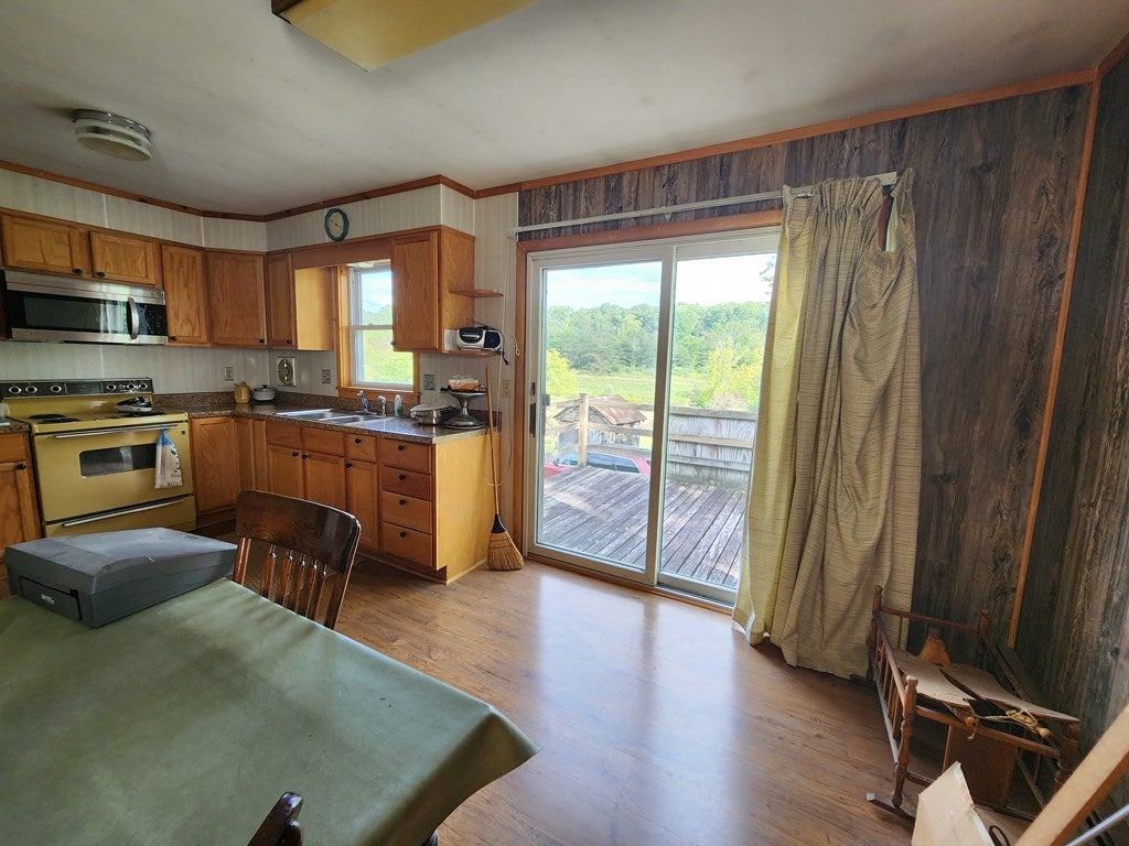 13175 Redstone Ridge Road Hesston, PA 16647 - Photo 10 of 37 Gallery Image 10