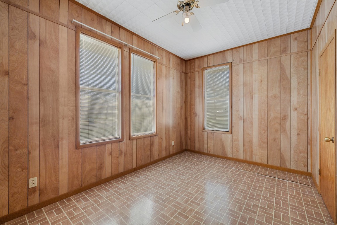 303 Vernon Street Taylor, TX 76574 - Photo 37 of 37