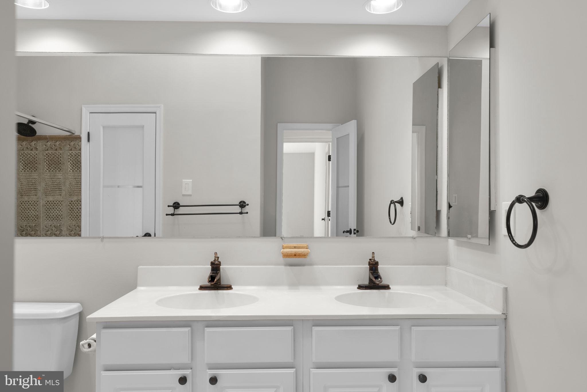 13701 Modrad Way, Unit 31 Silver Spring, MD 20904 - Photo 23 of 29 Full Bath with Double Vanity