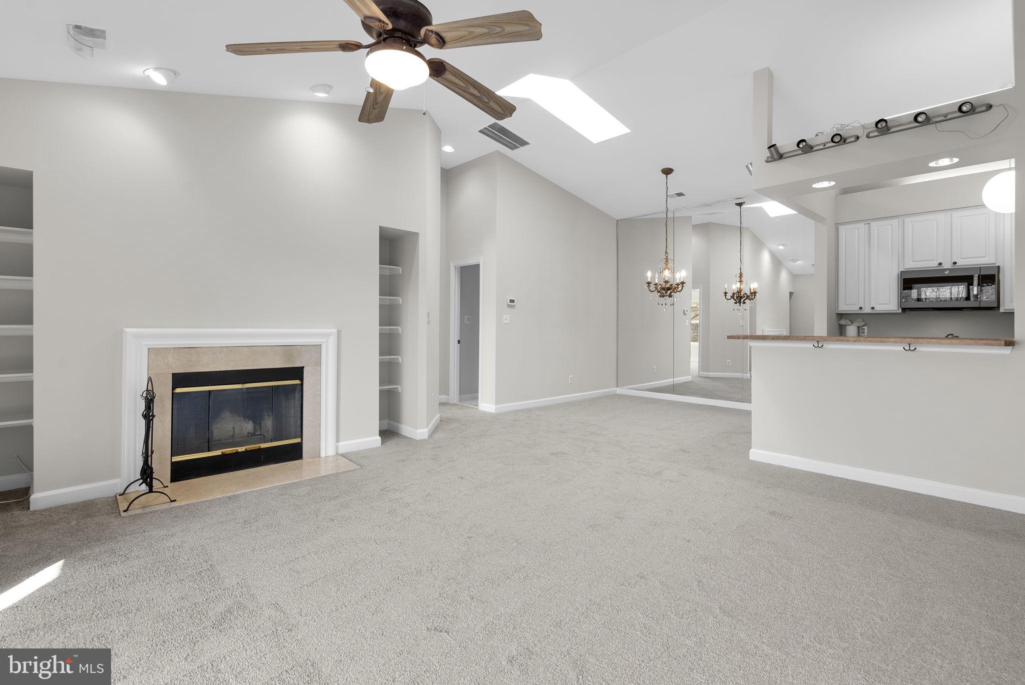 13701 Modrad Way, Unit 31 Silver Spring, MD 20904 - Photo 10 of 29 Living and Dining