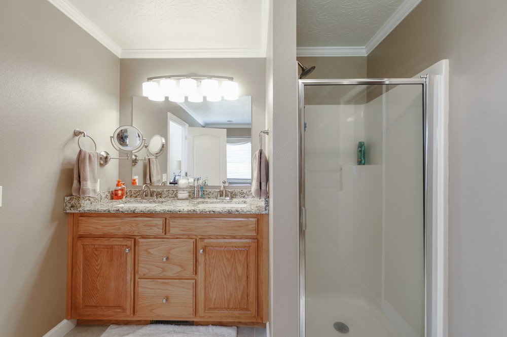 1055 Jim Read Road Chapmansboro, TN 37035 - Photo 18 of 50 Gallery Image 18