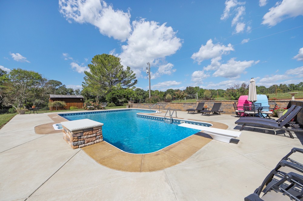 1055 Jim Read Road Chapmansboro, TN 37035 - Photo 38 of 50 Gallery Image 38