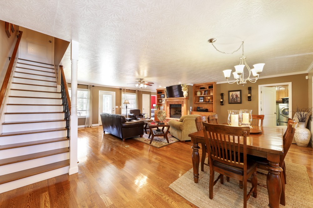1055 Jim Read Road Chapmansboro, TN 37035 - Photo 7 of 50 Gallery Image 7