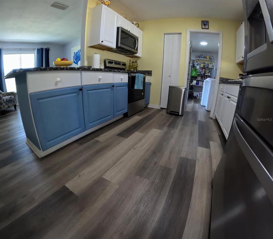 440 Southwest 264th Street Newberry, FL 32669 - Photo 7 of 36
