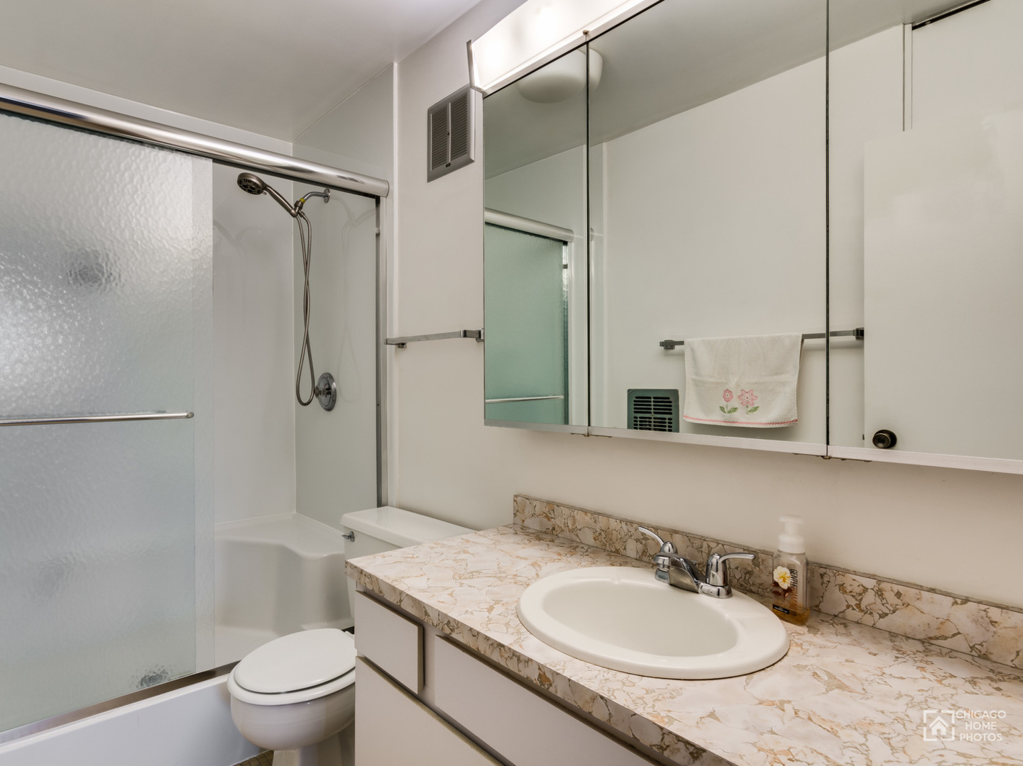 1515 East Central Road, Unit 460B Arlington Heights, IL 60005 - Photo 17 of 27