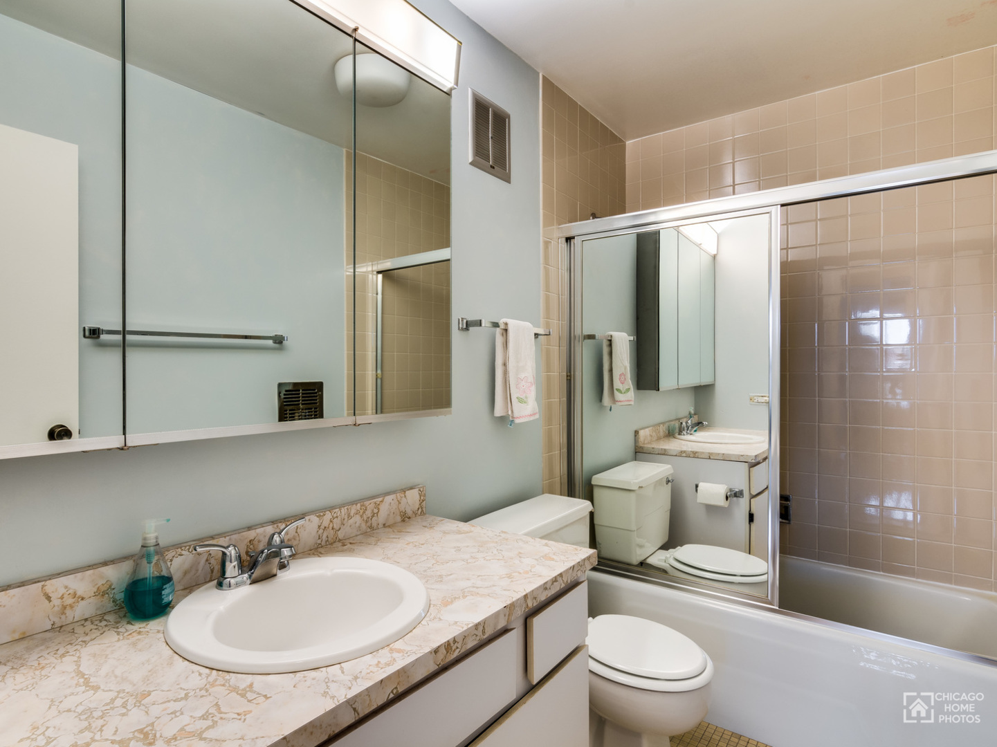 1515 East Central Road, Unit 460B Arlington Heights, IL 60005 - Photo 20 of 27