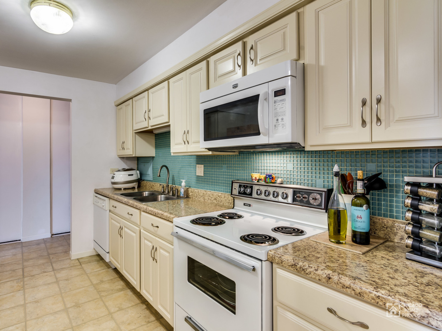 1515 East Central Road, Unit 460B Arlington Heights, IL 60005 - Photo 9 of 27