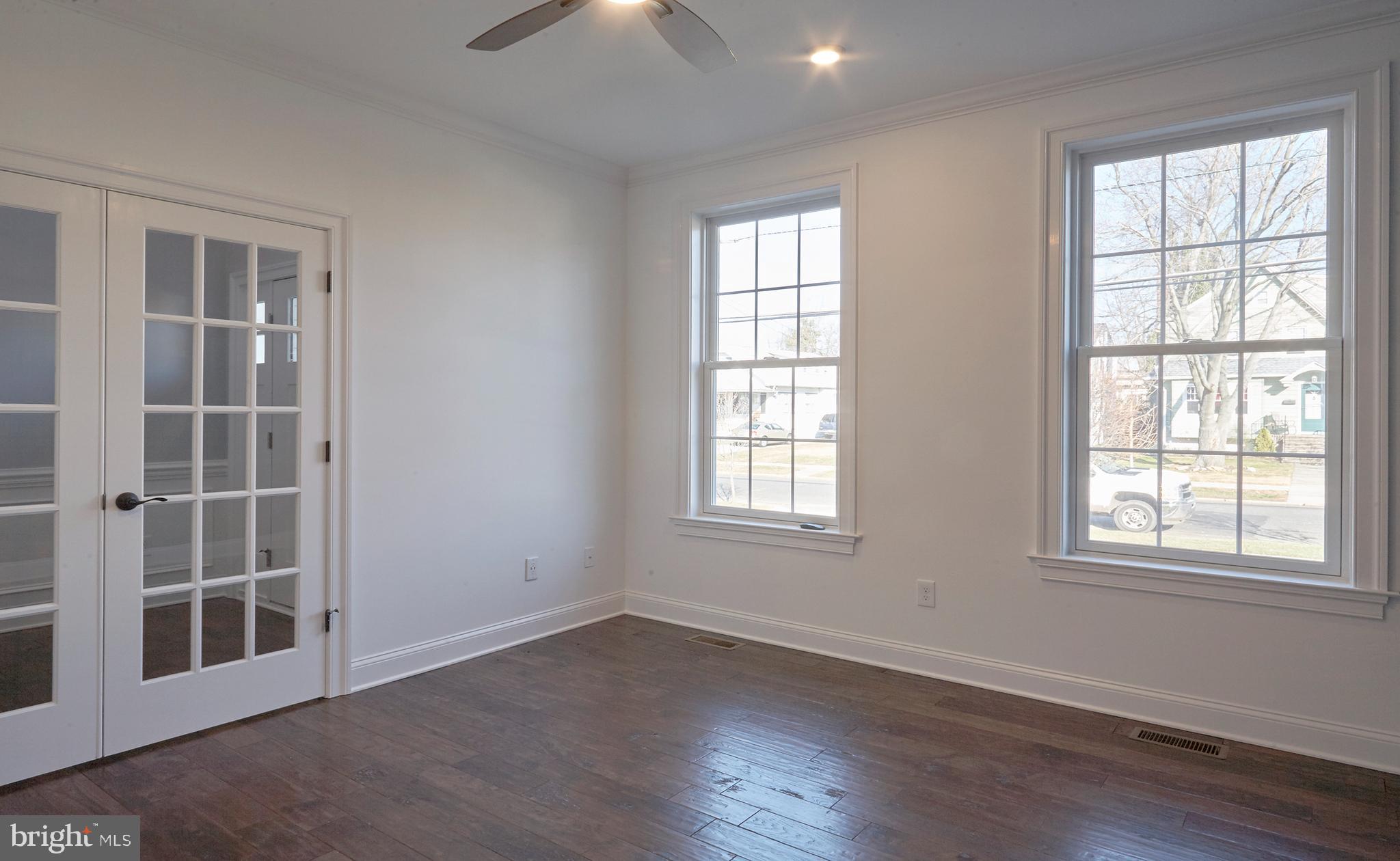 225 South Barrett Avenue Audubon, NJ 08106 - Photo 5 of 24 Gallery Image 5