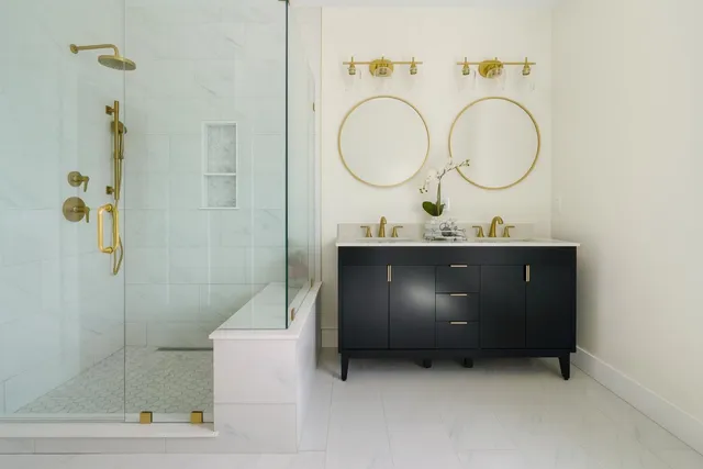 $1,300,000 | 55 Indian Rock Road, Bedford, NH 03110